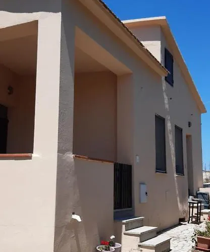 Casa Costa Rossa Vista Mare Trinità dʼAgultu